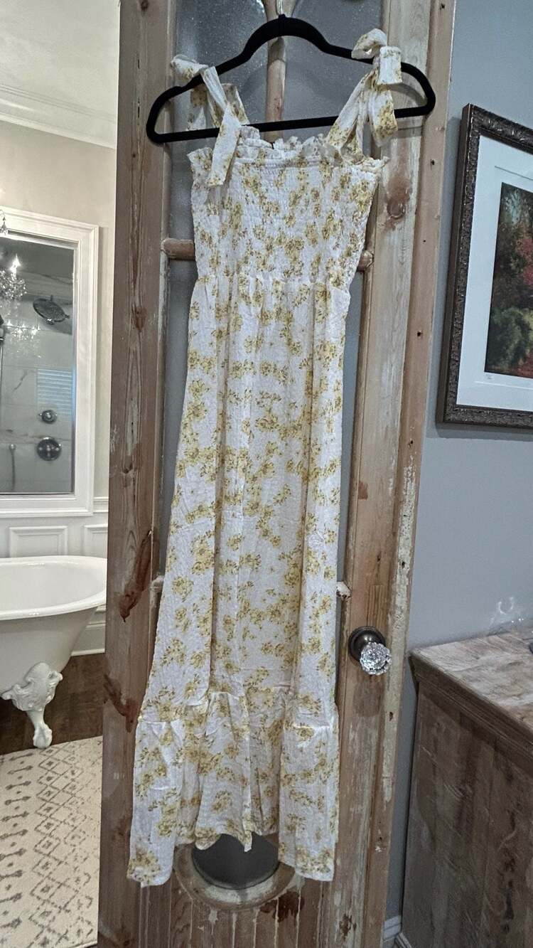 Derax Yellow Floral Smocked Maxi Dress Size S Tie Strap Sundress